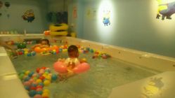 -雏芽婴幼儿游泳·小美医生小儿推拿(西村店)