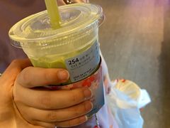 -luckincoffee瑞幸咖啡(香港名店街店)