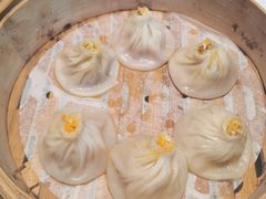 蟹粉小笼包-绿波廊(豫园店)