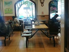 大堂-西部马华清真兰州牛肉面·烧烤夜市(关东店)