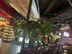 -江城小馆陕南妈妈菜·全球旅行餐厅(钟楼店)