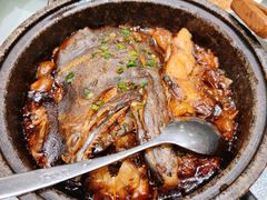 鲽鱼头-海派美食·家宴海鲜青岛菜·石锅鲽鱼头(东方城店)