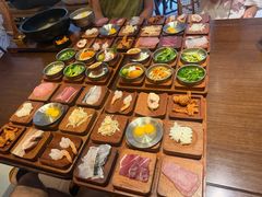 -银米·云南传统过桥米线(双廊黑金冠店)