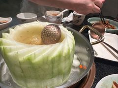 -得意咚瓜·顺德鱼生·冬瓜火锅(深圳首店)