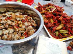 -凤凰路何眼镜香辣蟹(花果园店)