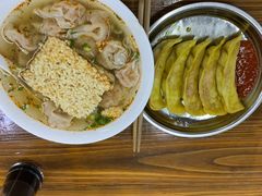 牛肉锅贴-黄家馄饨(铁心桥店)