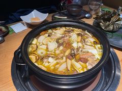 -一朵菌·野生菌探索家火锅(南亚店)