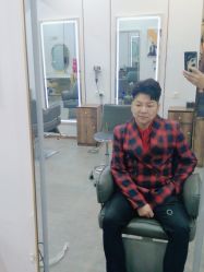 -艺格造型染发烫发