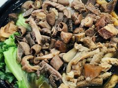 -府广阿婆牛杂