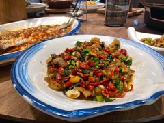 -有红鸡毛店·川菜(建设路店)