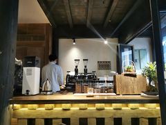 -Metal hands·铁手咖啡