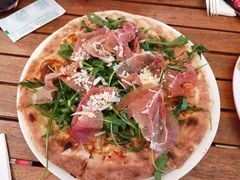 -城市大道红炉披萨烘焙坊