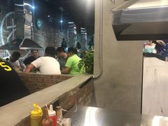 大堂-马路牙子烧烤音乐酒馆(望京店)