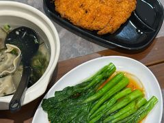 -莱莱小笼·乔艾