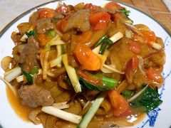 湿炒牛河-李记潮汕砂锅粥(营福路店)