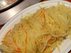 -山河屯铁锅炖(哈西站店)