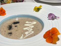 黑松露奶油蘑菇汤-晶雅花园西餐厅(南京首店)
