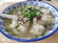 -小董骨汤馄饨店(通扬路店)
