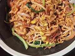 -路边边.炒菜烧烤.音乐餐厅(良乡长虹店)