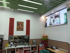 -汤小云火锅米线(钻汇广场店)