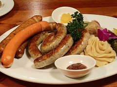 -宝莱纳啤酒花园餐厅PAULANER BRAUHAUS Nanjing(广州路店)