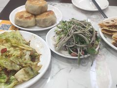 -尹记门钉肉饼(丰台站店)