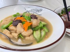 丝瓜煮鱼腐-将军烧鹅海鲜酒楼