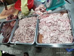 -标记美食新鲜猪杂(兴南大道店)
