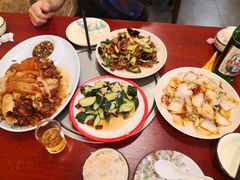 -聚首堂·特色小吃·肘子(什刹海德胜门店)