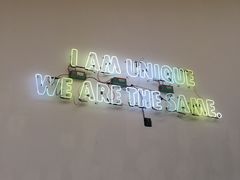 -UNI UNI(环亚凯瑟琳店)