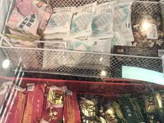 -好特卖HotMaxx(杭州滨江宝龙城店)
