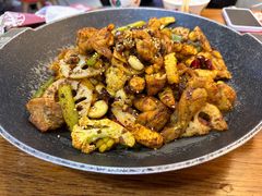 -靓蛙馆
