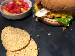 -HIGH FIVE哈福手工汉堡(桂林路店)