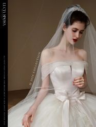 -Renee芮亦婚纱(原丽莎)