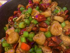 鹅卵石爆肥肠-老板恋上鱼(恒隆广场店)