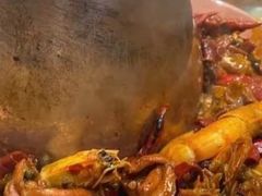 -超越炭火牛蛙火锅鸡(河东店)