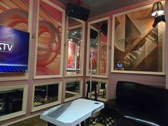 -自由港KTV(王子公主金平店)