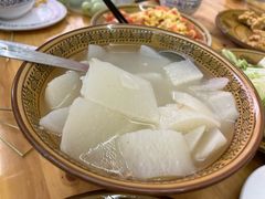 -一品红烧鸭特色川菜(三岔湖店)