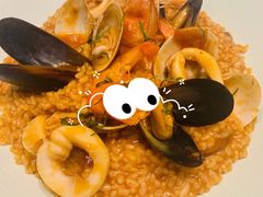 -港丽餐厅(高德置地店)