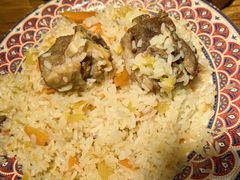 新疆手抓饭-清真·双公羊·馕坑烤全羊(奥体店)