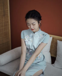 -禾米旗袍妈妈装礼服定制(嘉业国贸店)