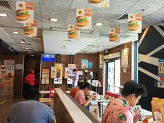 -麦当劳(田林好又多店)