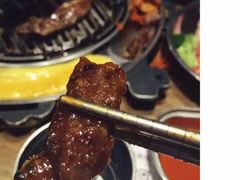 -青瓦炭韩潮烤肉(花园道店)