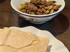 -富正毅三下锅·湘西韵味(天门山索道店)
