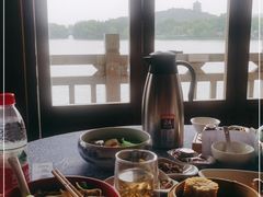 靠窗位-知味观·味庄(杨公堤店)