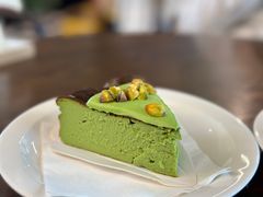 开心果巴斯克-B.O.M波姆烘焙(凤凰街店)