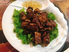 -玖月时尚泰式餐厅