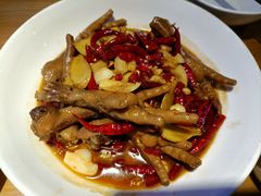 -费大厨辣椒炒肉(万家丽一店)