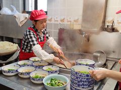 -镇南锅盖面馆(解放路店)