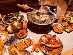 -草家酱蟹炭火烤肉店(珲春南路一店)